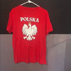 Short sleeve tee shirt.